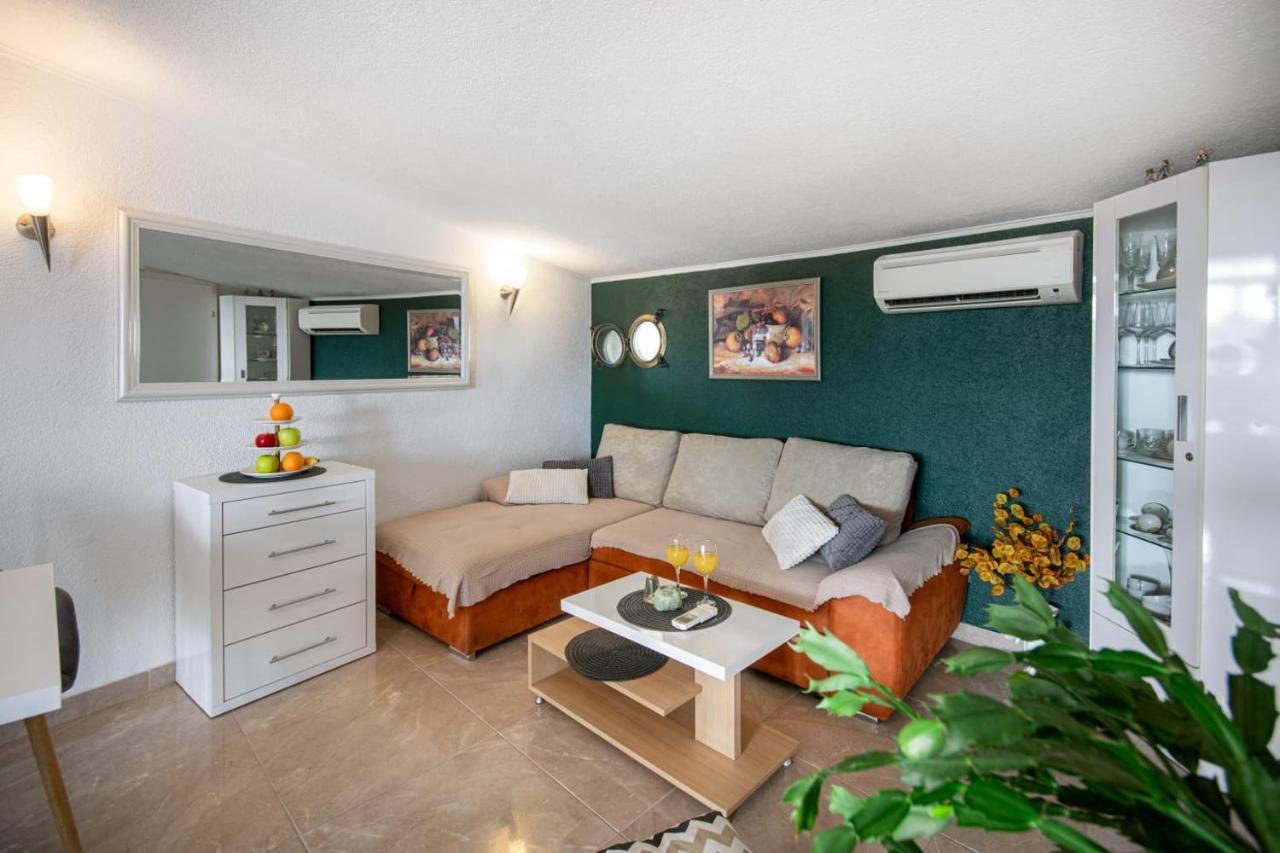 Holiday Home Nevera Μακάρσκα Εξωτερικό φωτογραφία